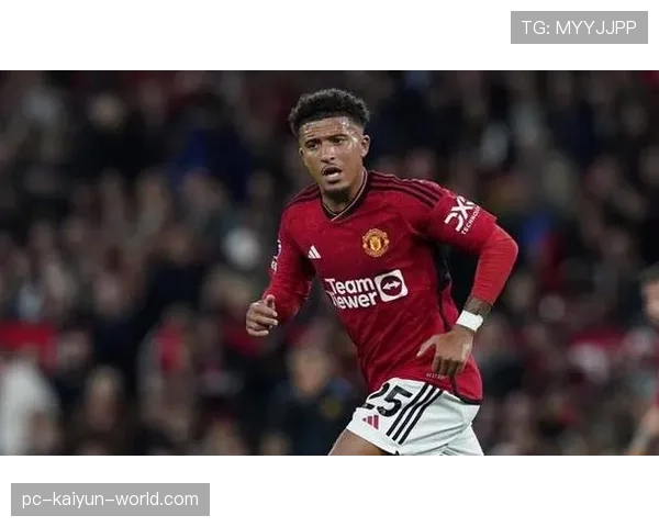 曼联战术执行持续崩盘，越踢越乱对赛季走势形成制约